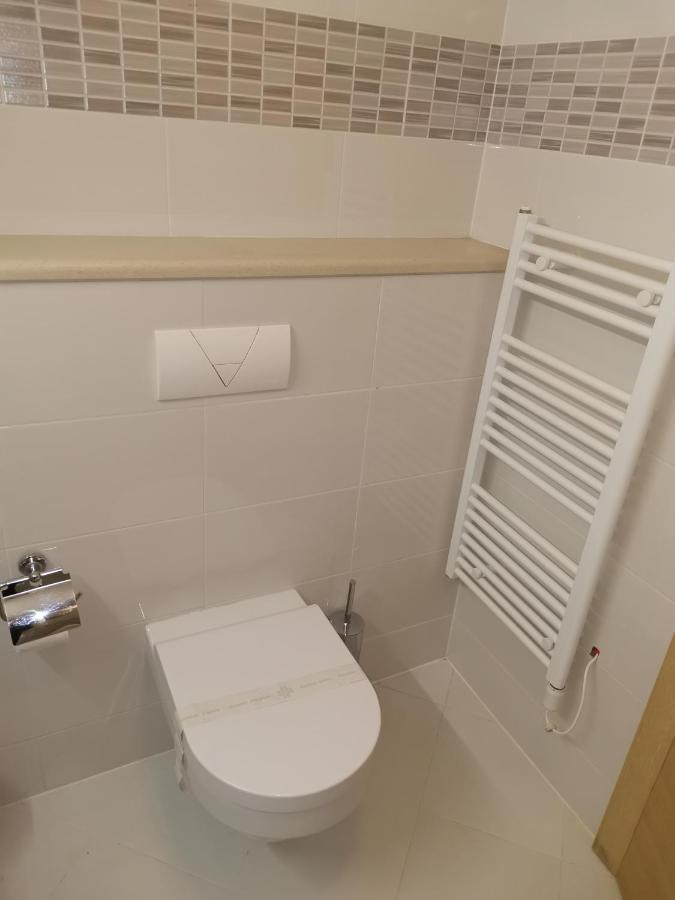 Hotel Quercus Drvenik  Eksteriør billede