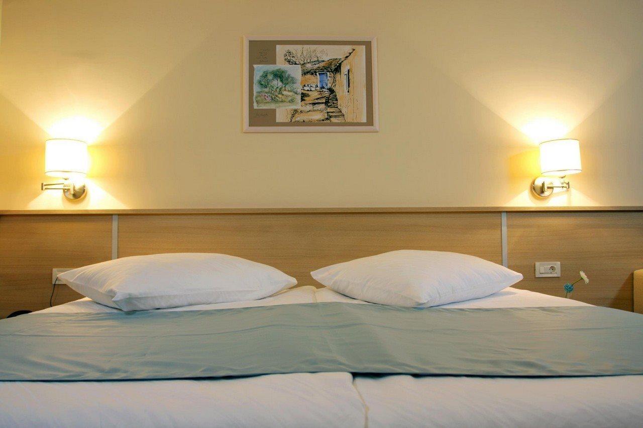 Hotel Quercus Drvenik  Eksteriør billede