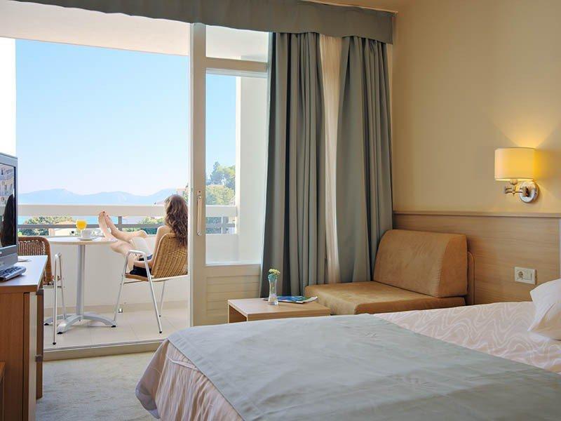 Hotel Quercus Drvenik  Eksteriør billede